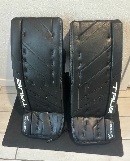 True HZRDUS 7X4 29+2 Black Goalie Leg Pads (New)