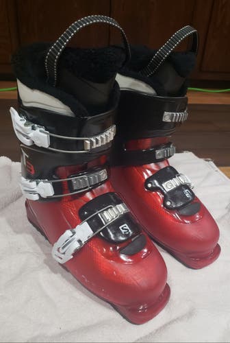 JUNIOR 25.5 SKI BOOTS Salomon T3  (YOUTH 7 - 7.5) *USED* WASHED