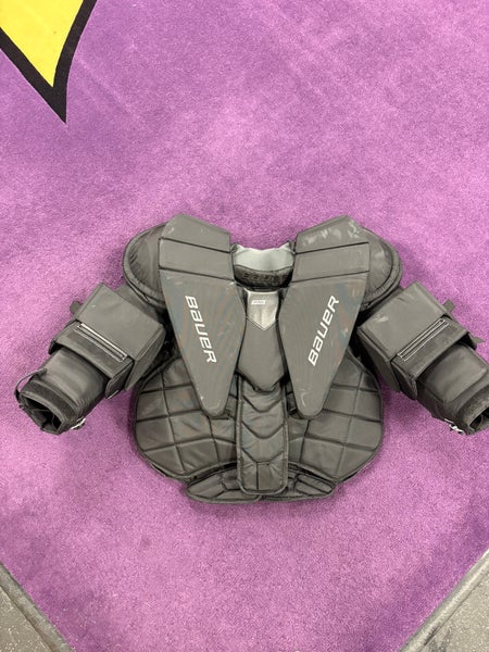 Medium Bauer Pro Series Goalie Chest Protector (Used)