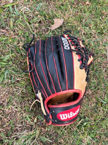 Wilson A2000 RH Outfield Baseball Glove 12.75" (Used)