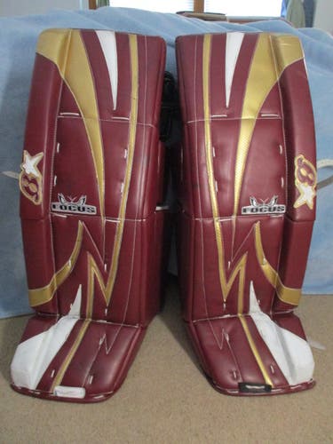 Used 35 + 1" Brian's Focus Maroon Goalie Leg Pads Great Condition