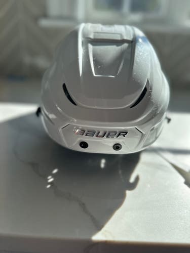 Medium-Large Bauer Hyperlite 2 Helmet (Used Twice - One Practice and Game)