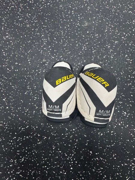 Used Bauer SUPREME Youth Elbow Pads MD 11849-S000034103