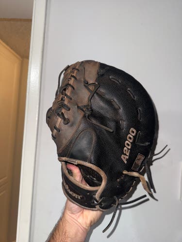 Wilson A2000 1617 First Base Baseball Glove 12.5"
