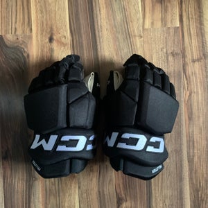 CCM HGTKPP Gloves 14" Pro Stock (Used)