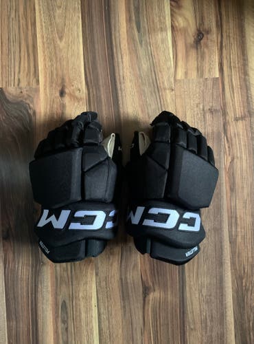 CCM HGTKPP Gloves 14" Pro Stock (Used)