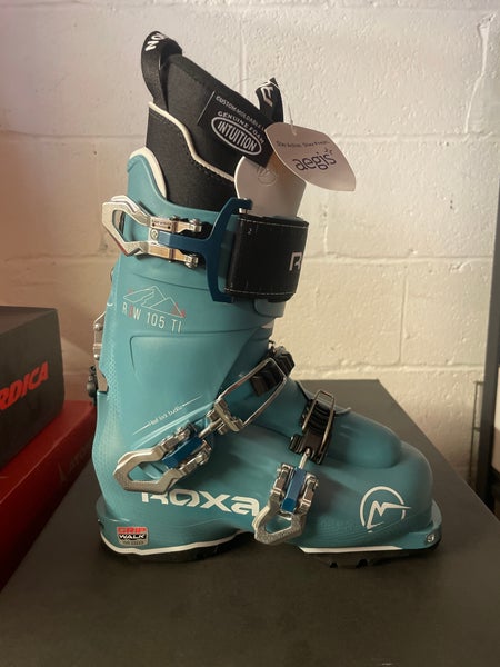 Mondo 22 & 22.5 Women's Roxa R3W 105 TI I.R. Ski Boots Medium Flex (New)