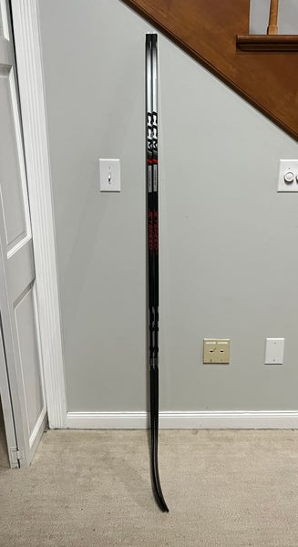 Senior CCM Right Handed Hockey Stick P28 70 Flex (New)