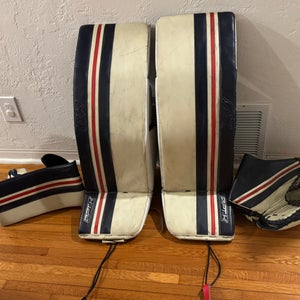 34 + 1 Brian's Optik 2 Regular Goalie Full Set (Used)