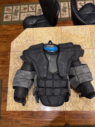 Small Bauer Elite Goalie Chest Protector (Used)