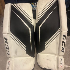 24" CCM YTFlex 2 Goalie Leg Pads (Used)