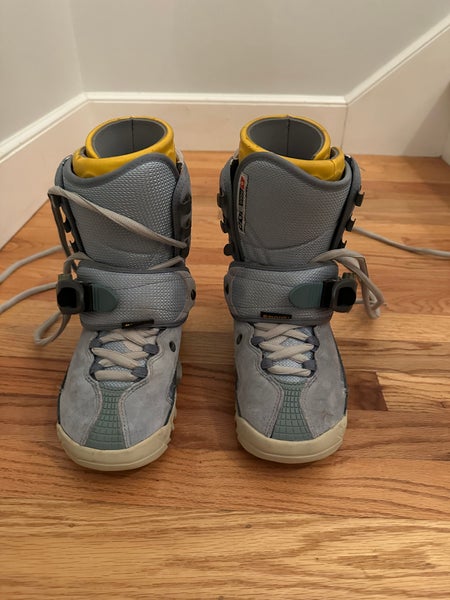 Women's Size M 6.0 (W 7.0) Burton Moto SI Step Snowboard Boots Medium Flex All Mountain