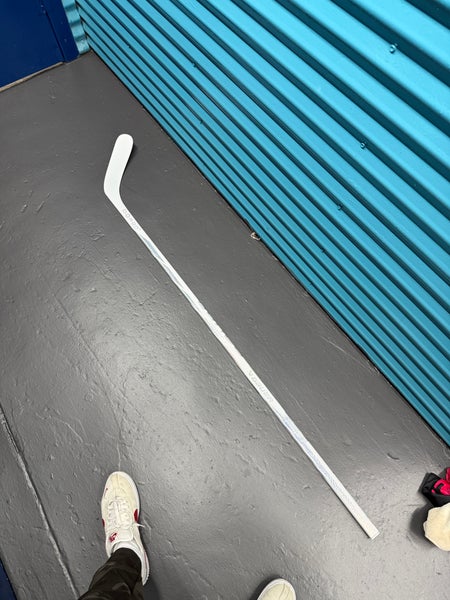 Senior Bauer Proto-R Right Handed Hockey Stick P88 87 Flex (New)