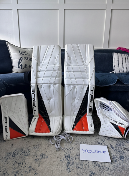 True Catalyst PX3 Pro Stock Full Goalie Set – Senior, 35" White  (READ DESCRIPTION)