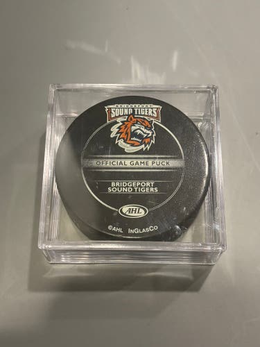Bridgeport Sound Tigers AHL Official Game Puck with Case