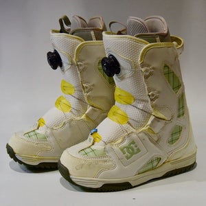 DC SCOUT SNOWBOARD BOOTS WOMEN SIZE 6