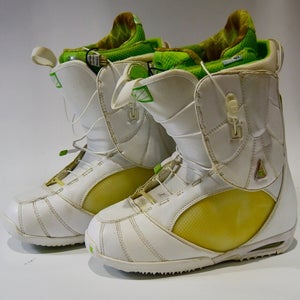 BURTON SUPREME SNOWBOARD BOOTS WOMEN SIZE 9