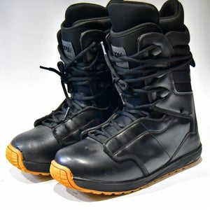 CAPIX SNOWBOARD BOOTS MEN/ WOMEN SIZE 8/9
