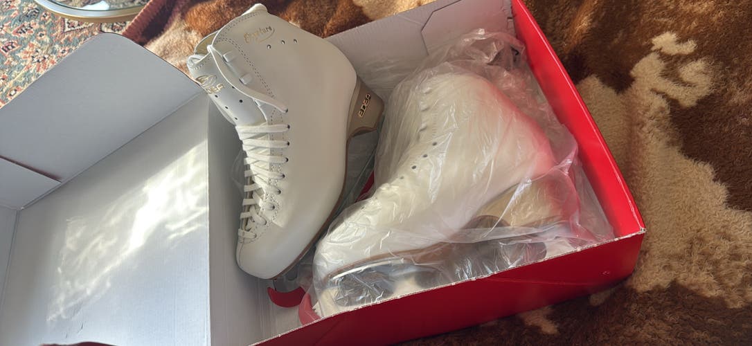 EDEA Overture Figure Skates