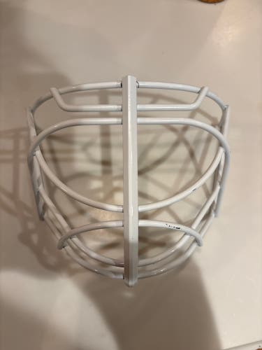 Single Bar white Cat Eye cage for Bauer helmets NHL Pro Stock
