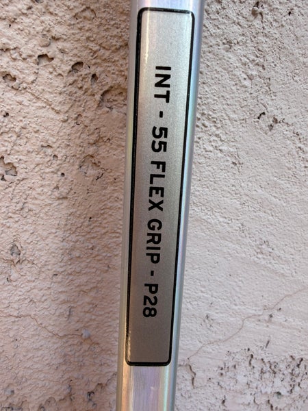 Intermediate CCM JetSpeed FT8 Pro Right Handed Hockey Stick P28 55 Flex (New)