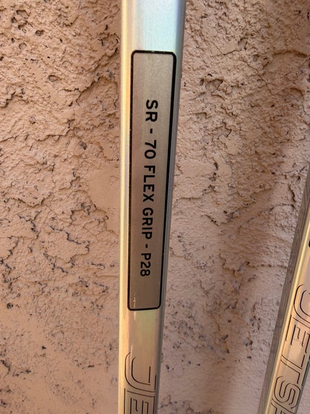 Senior CCM JetSpeed FT8 Pro Left Hand Hockey Stick P28 70 Flex (New)