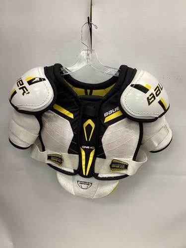 Used Bauer SUPREME ONE 40 Senior Shoulder Pads SM 11851-S000040900
