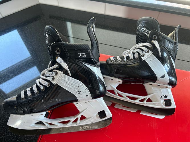 2024 CCM Tacks XF Pro Hockey Skates Regular Width Pro Stock Size 6.5 (Used)