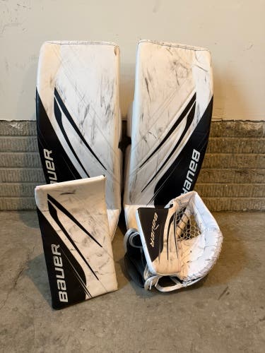 33" 2023 Bauer Hyperlite 2 Regular Goalie Full Set (Used) Read Please.