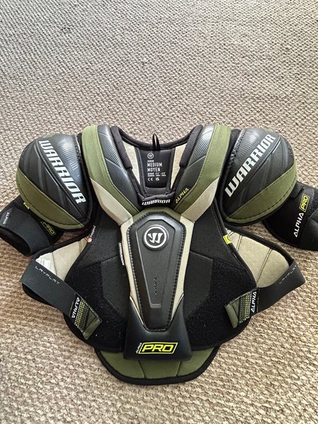 Medium Senior Warrior Alpha Shoulder Pads (New)
