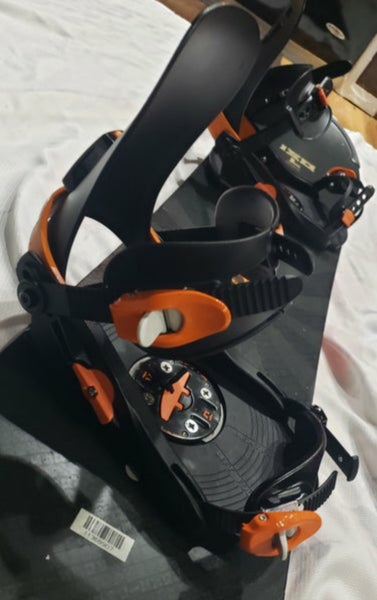 150cm SNOWBOARD ROSSIGNOL ACCELERATOR with UNION M/L BINDINGS *USED* READY TO USE/CLEAN