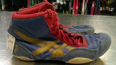 Used Asics Wrestling Shoes Grey Youth 13.0 11868-S000066710