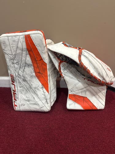 True Catalyst PX5 Glove & Blocker Set Pro Stock Item#LGX5