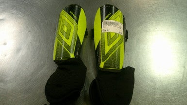 Used Umbro Soccer Shin Guards Junior Yellow SM 11868-S000066672