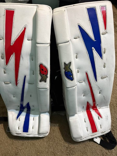 23" Brian's NetZero 3 Goalie Leg Pads (Used)