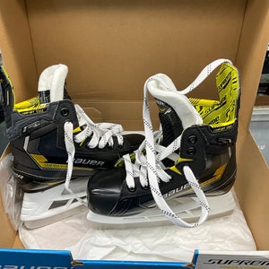 Bauer Supreme Ignite Pro+ Hockey Skates 13 (New)