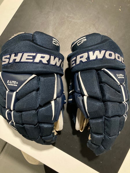 Sher-Wood Code TMP 1 Gloves 13" (Used)
