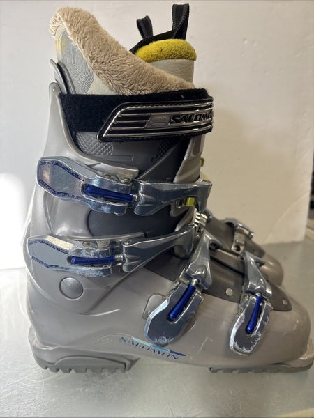 Mondo Size 26.5 U.S. Womens Size 9.5 Salomon Irony 6 Downhill Ski Boots