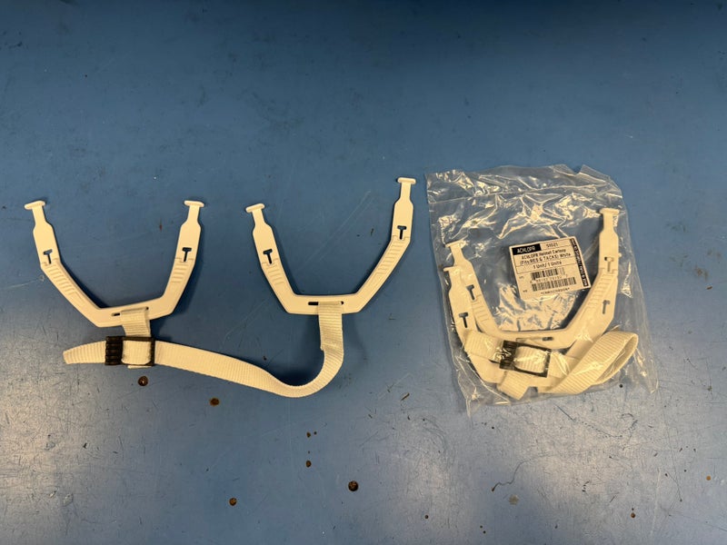 15 pack white Ccm tacks 710 earloops