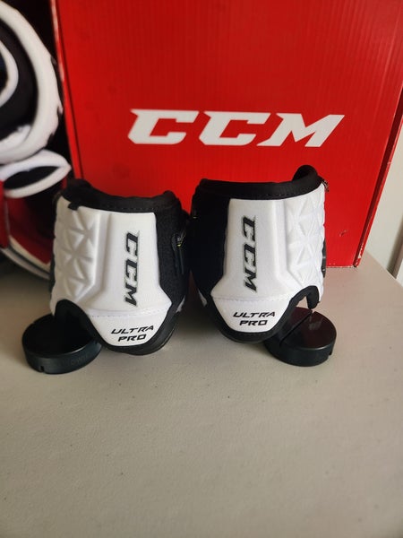 Senior Large CCM Ultra Tacks Pro Elbow Pads Pro Stock (New)