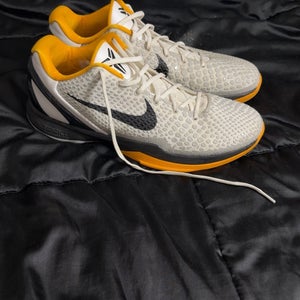 Men's Size M 14.0 (W 15.0) Nike Kobe 6 Shoes (Used)