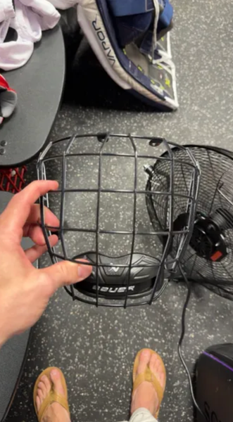 Medium Bauer II True Vision Full Cage *Oreo* (New)