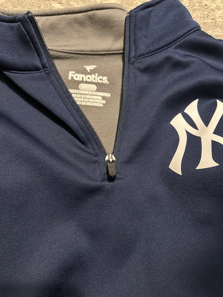 Blue Small Men's Yankees 1/4 zip (Used)