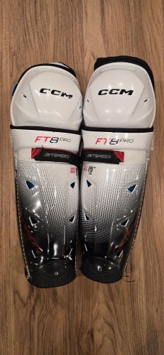 Senior CCM JetSpeed FT8 Pro 15" Shin Pads