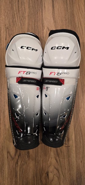 Senior CCM JetSpeed FT8 Pro 15" Shin Pads