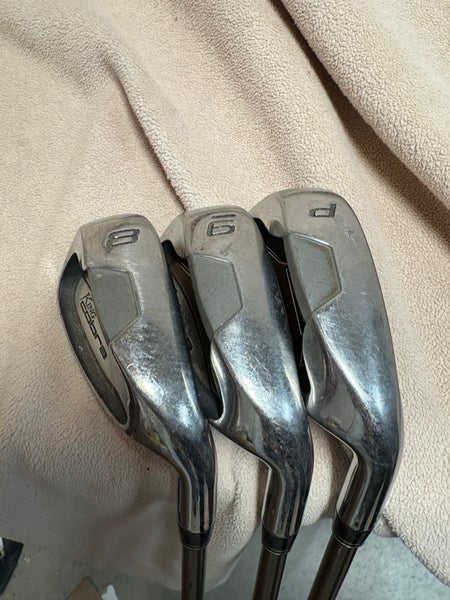 Men's King Cobra SZ Right Handed Iron Set Senior Flex Graphite Shaft (Used)