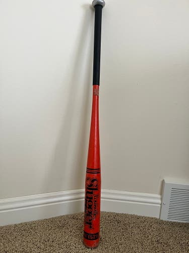 Louisville Slugger Big Orange Bat 28 oz 34" (Used)