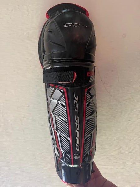 Junior CCM JetSpeed FT350 11" Shin Pads (Used)