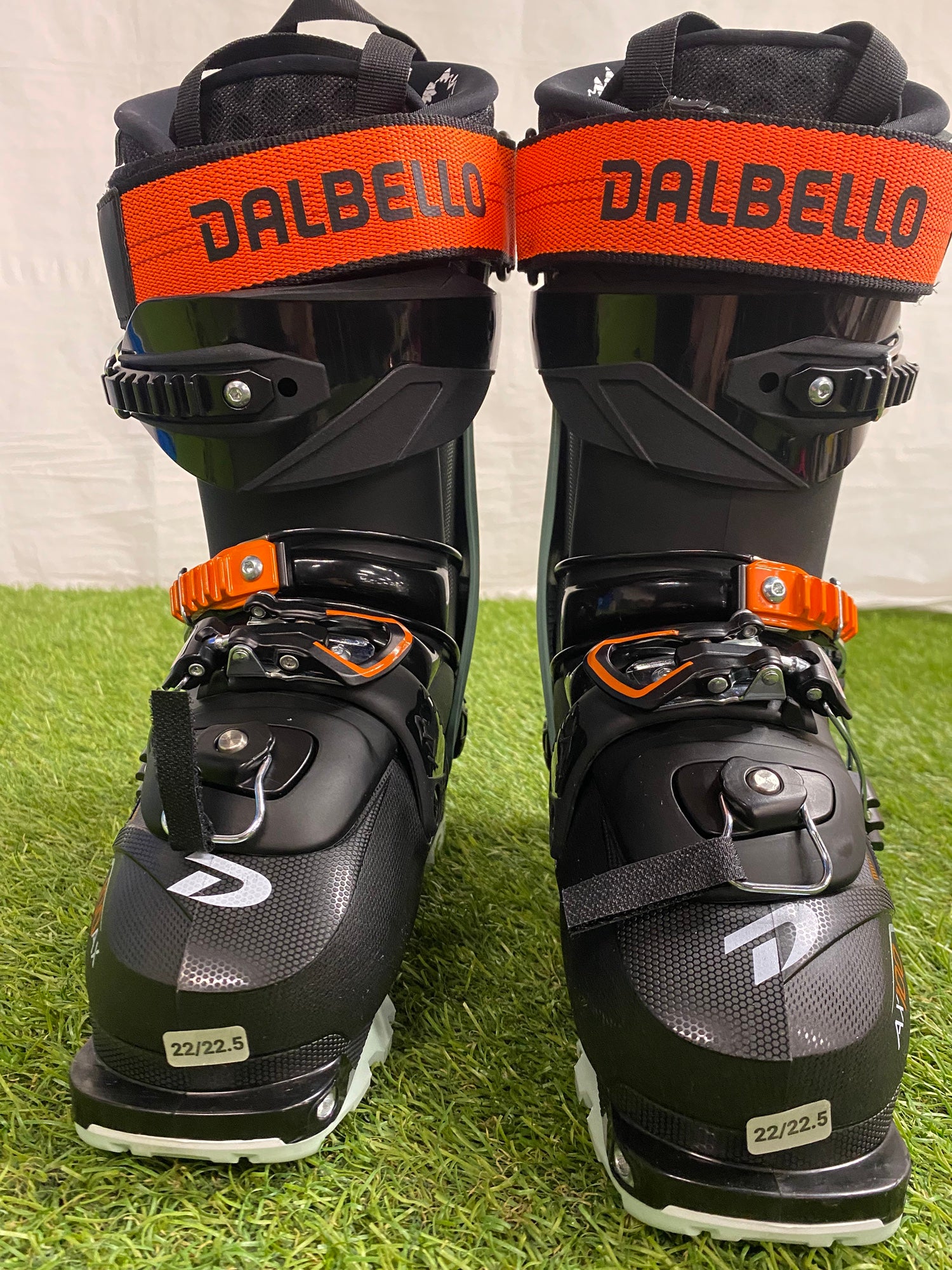 NEW 2022 New Dalbello Lupo AX Ski Boots | Mondo 22.5 (267mm