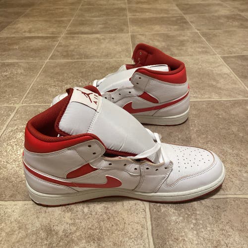 Nike Air Jordan 1 Mid SE White/Dune Red/Sail Men's Sneakers-Sz 13 NWB FJ3458-160